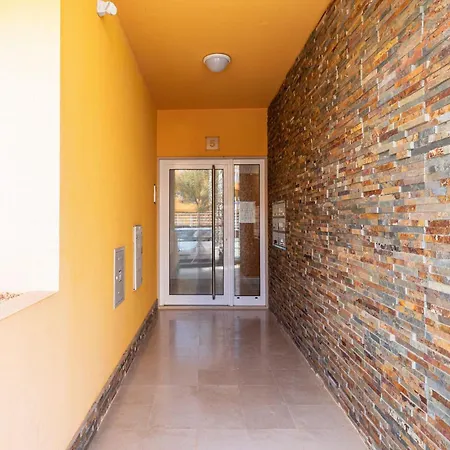 Jane-duplex, With Pool & Sun Terrace Daire